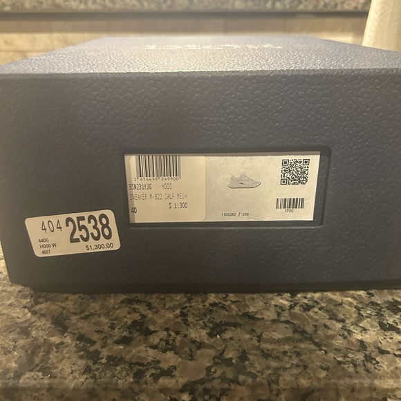 these are a size 7 in men dior sneakers i ordered them from neiman marcus. white - Picture 2 of 7